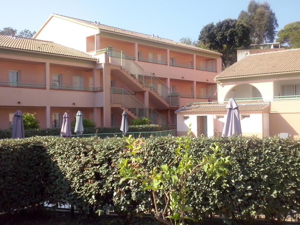 Les Jardins De La Mer Marine De Bravone - 2 Chambres A Lit Plus Sofa Avec Piscine A Cote Mer Linguizzetta Exterior photo